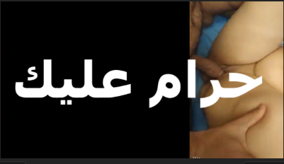 والواد الخول شاف امه بقميص نوم شفاف سكس مصري هاج على جسمها المربرب